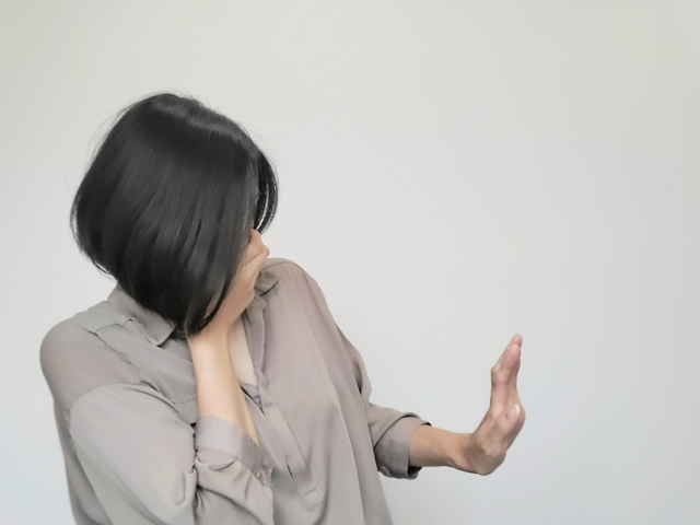 臭くて困っている女性