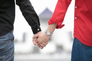 振られた側だから出来る!元カレに復縁したいと思わせる効果的な3つの駆け引き!