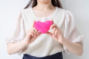 振った側からアプローチ！復縁したくなる女性になってよりを戻すコツ！